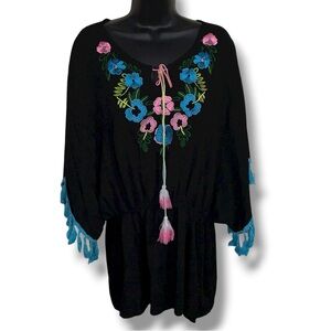 Velzera One Size Embroidered Blouse Top Floral Black
Blue Pink Boho